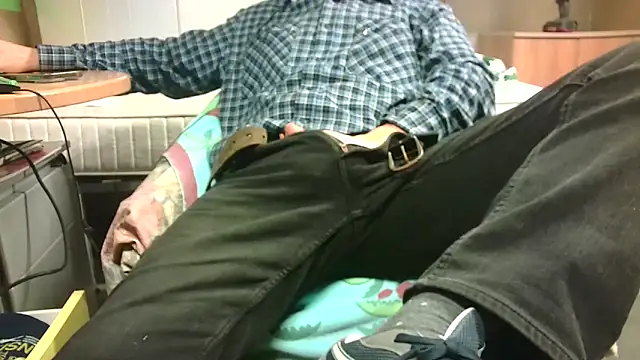 Giulio35_Pika live sex cam