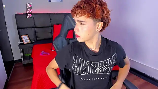 Aiiden_15 live sex cam