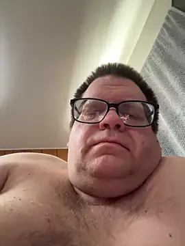 treatbobnicer live sex cam