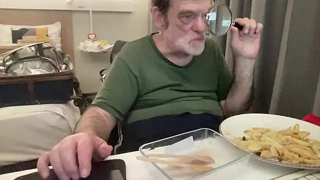 coach-karl live sex cam