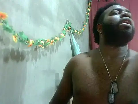 2ocmaxi live sex cam