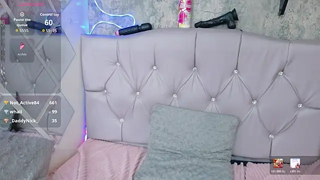 Megan_sophia2 live sex cam