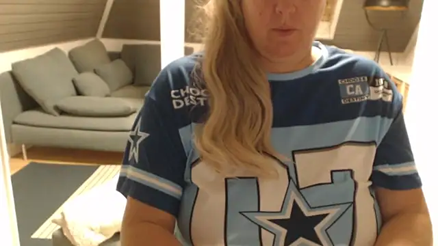 KimMitchelli live sex cam