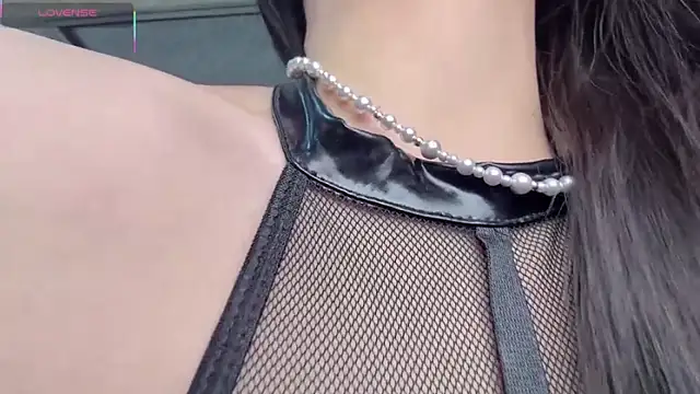 Yaya--728 live sex cam