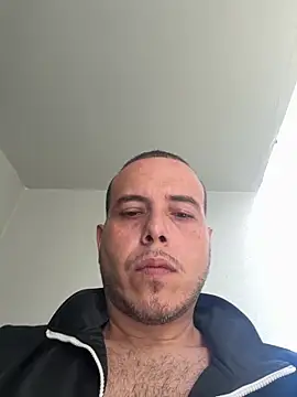 mast3r305 live sex cam