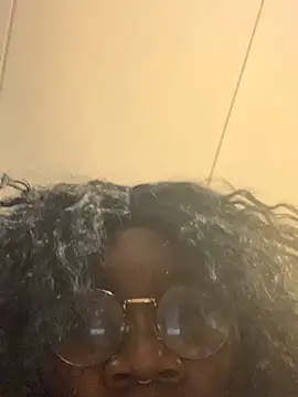 NYRIELLE's cam snapshot