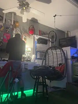 Polaroid_White's cam snapshot