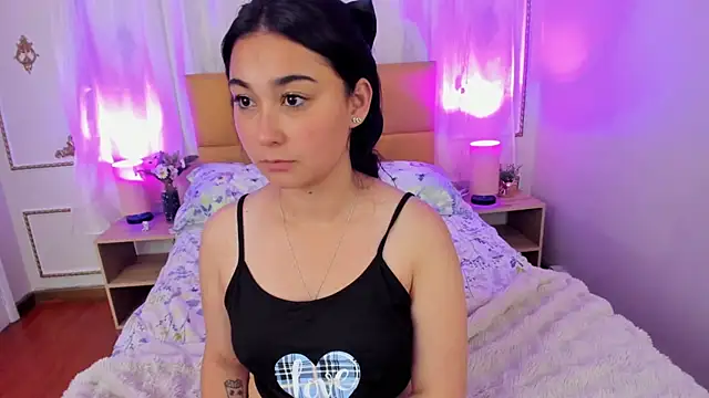 SlowDesire's cam snapshot