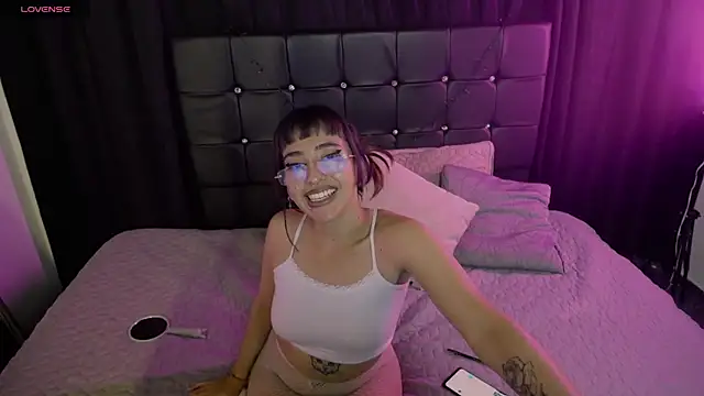 cherry444_'s cam snapshot