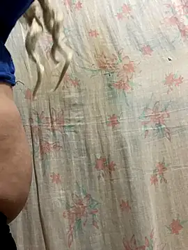 Mastres-femdoom-cucklod's cam snapshot