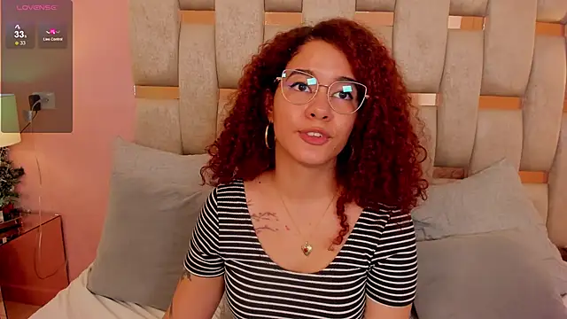 avrilwaynee's cam snapshot