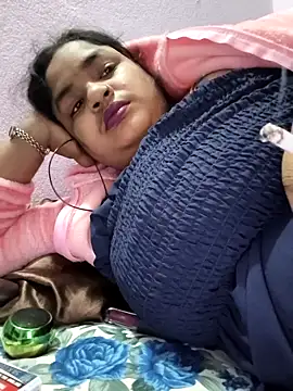 Deborbhavi222's cam snapshot