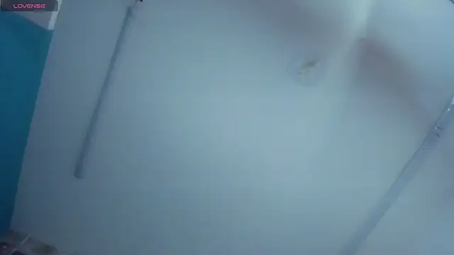 Ema-Messy's cam snapshot