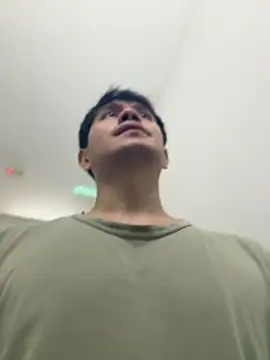 dang_U_Guys_R_poor's cam snapshot