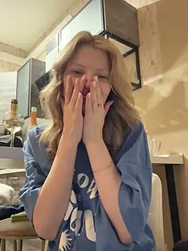 MaryHiggins's cam snapshot