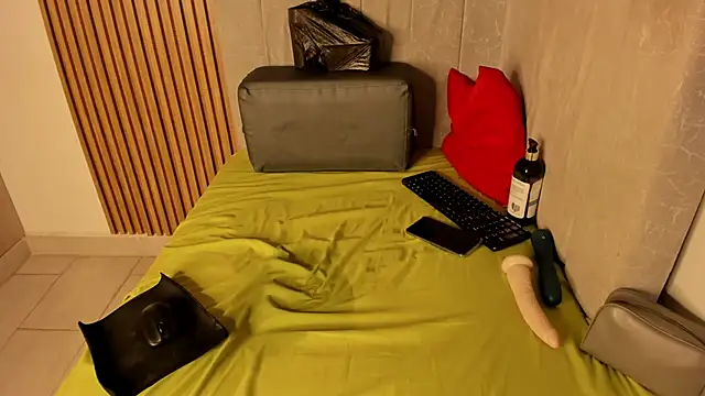 AriaStar__'s cam snapshot