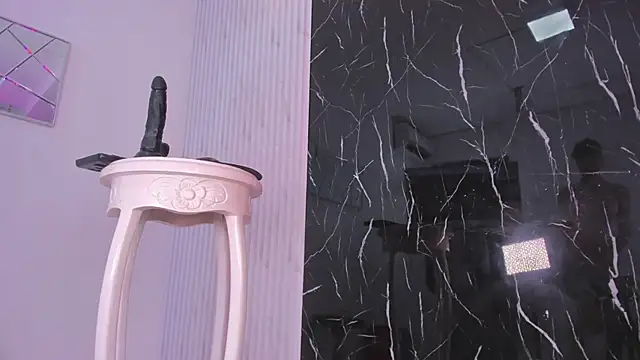 Sophia_Cameron live sex cam