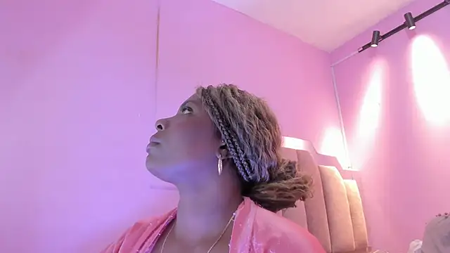 LoveQueen2 live sex cam