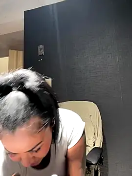 Ariana_Rodriguez live sex cam