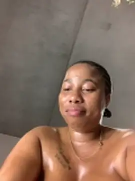 CurvyDesire1 live sex cam