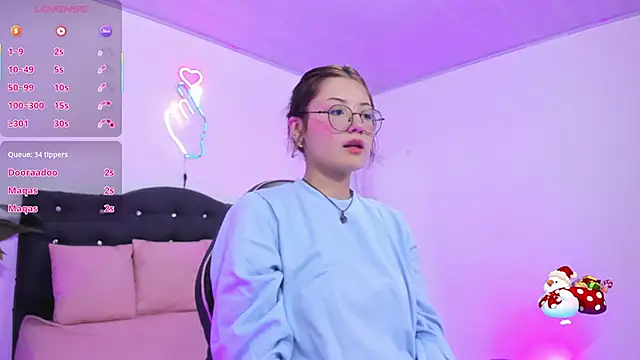 LEAH_TAY's cam snapshot