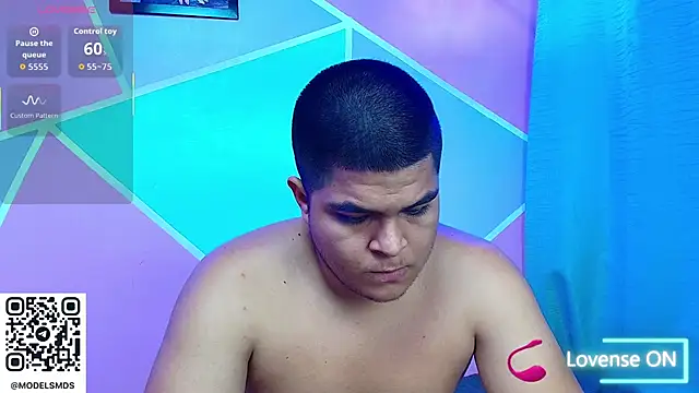 naomi_campbel_'s cam snapshot