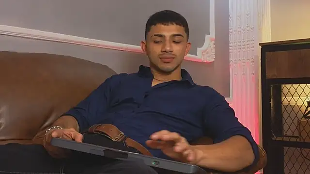 ArturoCardona_ live sex cam