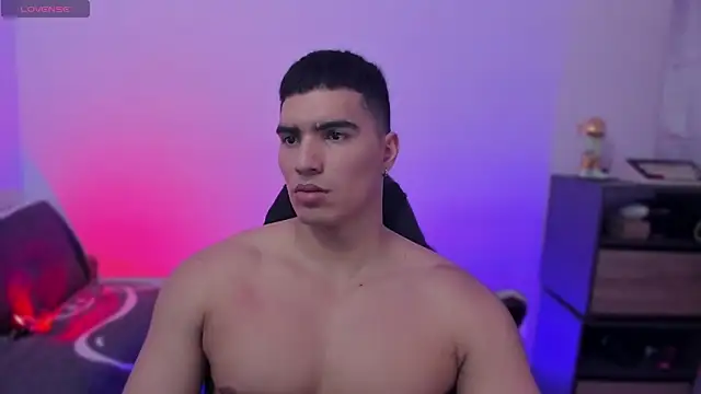 JamesGraay live sex cam