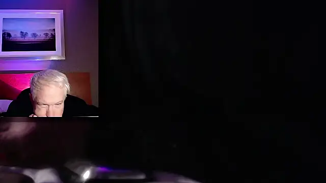 Snarfle82 live sex cam