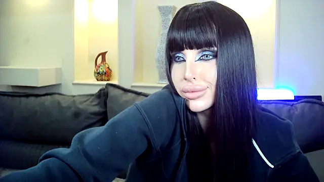 Lady_Joli's cam snapshot