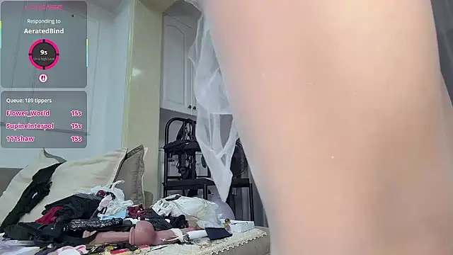 Yaya--728 live sex cam