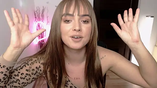 ViviRoses's cam snapshot