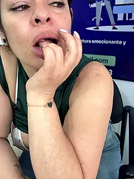 NATHALIA-28_ live sex cam