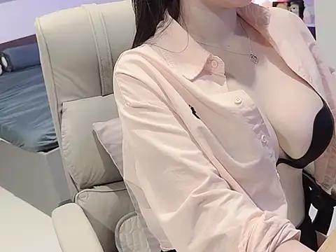 Nabiii6868 live sex cam