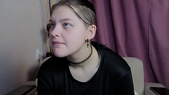 BevHanni live sex cam