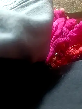 HotAishaa's cam snapshot