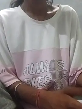 Isha_kumari_69's cam snapshot