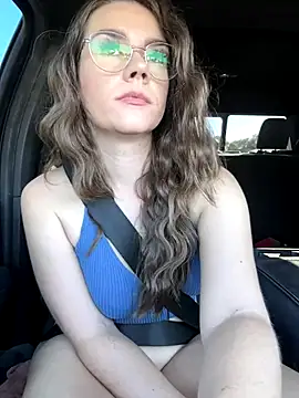 MaggyMayI live sex cam