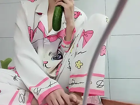 Tuyet696's cam snapshot