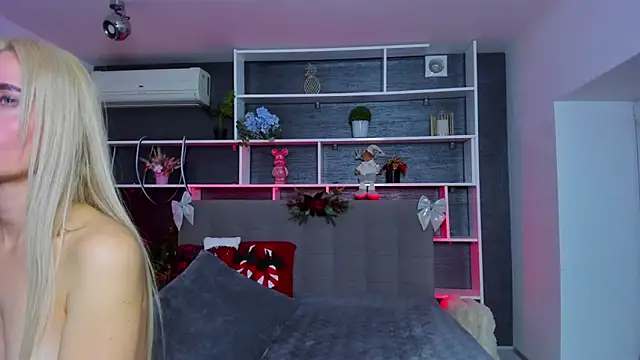 SabrinaSharm's cam snapshot