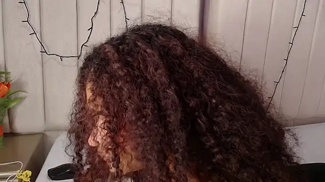 miel_alisha's cam snapshot