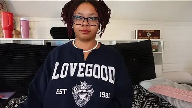 -khayaparker's cam snapshot