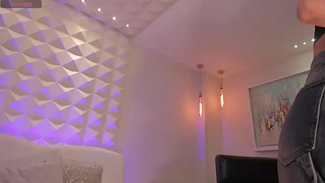 TinyAddams's cam snapshot