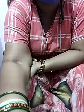 yours-kavaya live sex cam