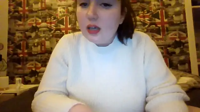 Lynylou's cam snapshot