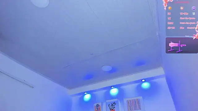 milk_candy18's cam snapshot