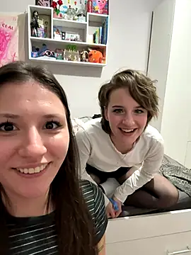 miralyn_'s cam snapshot