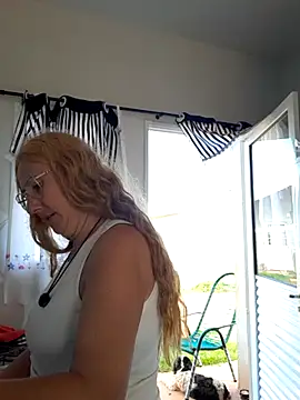 MILEIDE980's cam snapshot