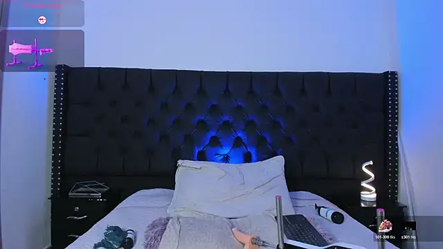 LiamDeep's cam snapshot