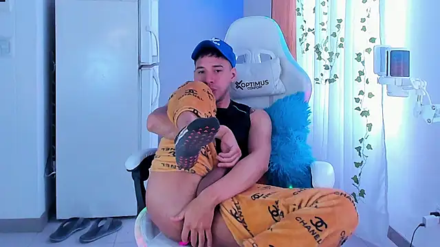 petter_coleman_'s cam snapshot